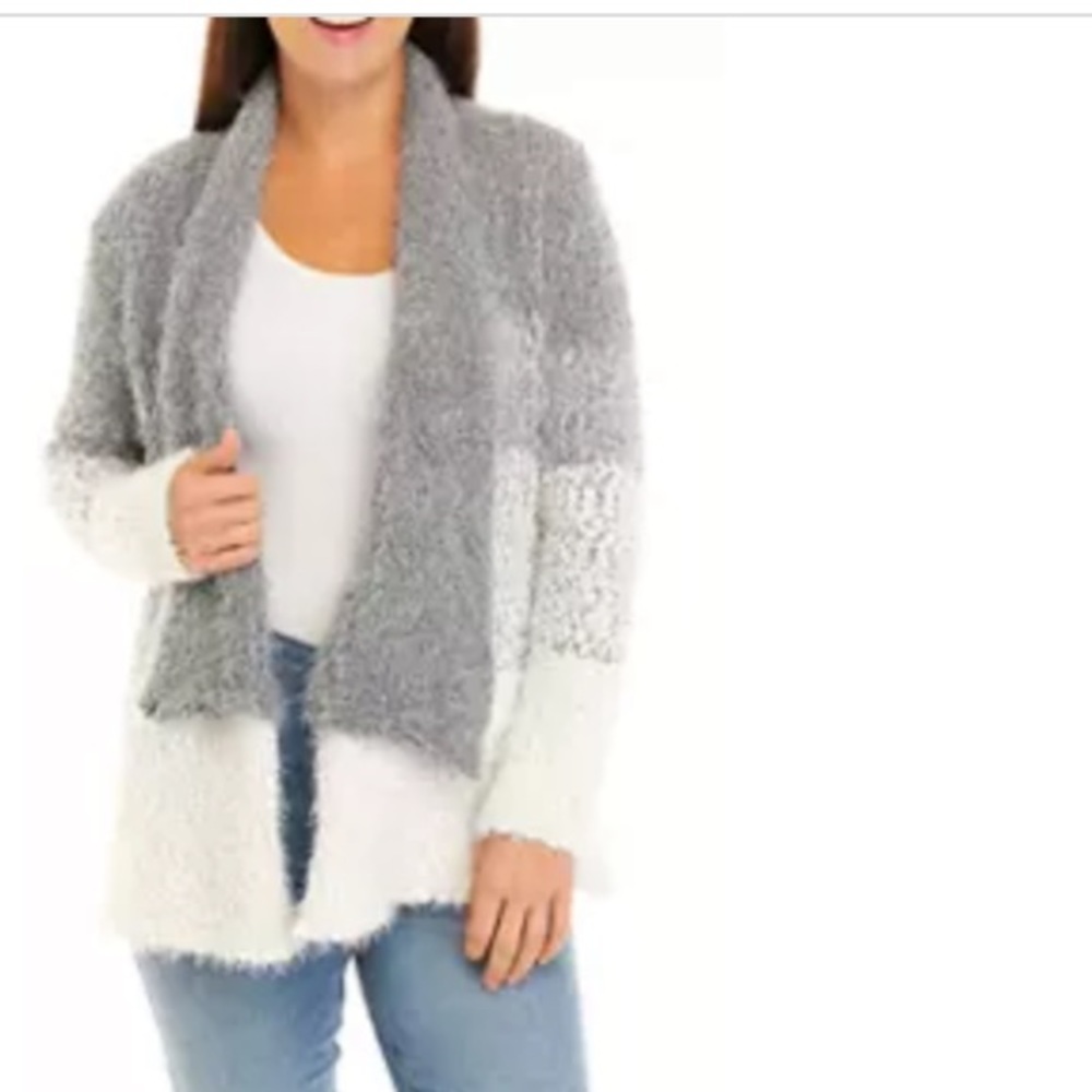 CUPIO Long Sleeve Marled Blocked Cardigan. Size M